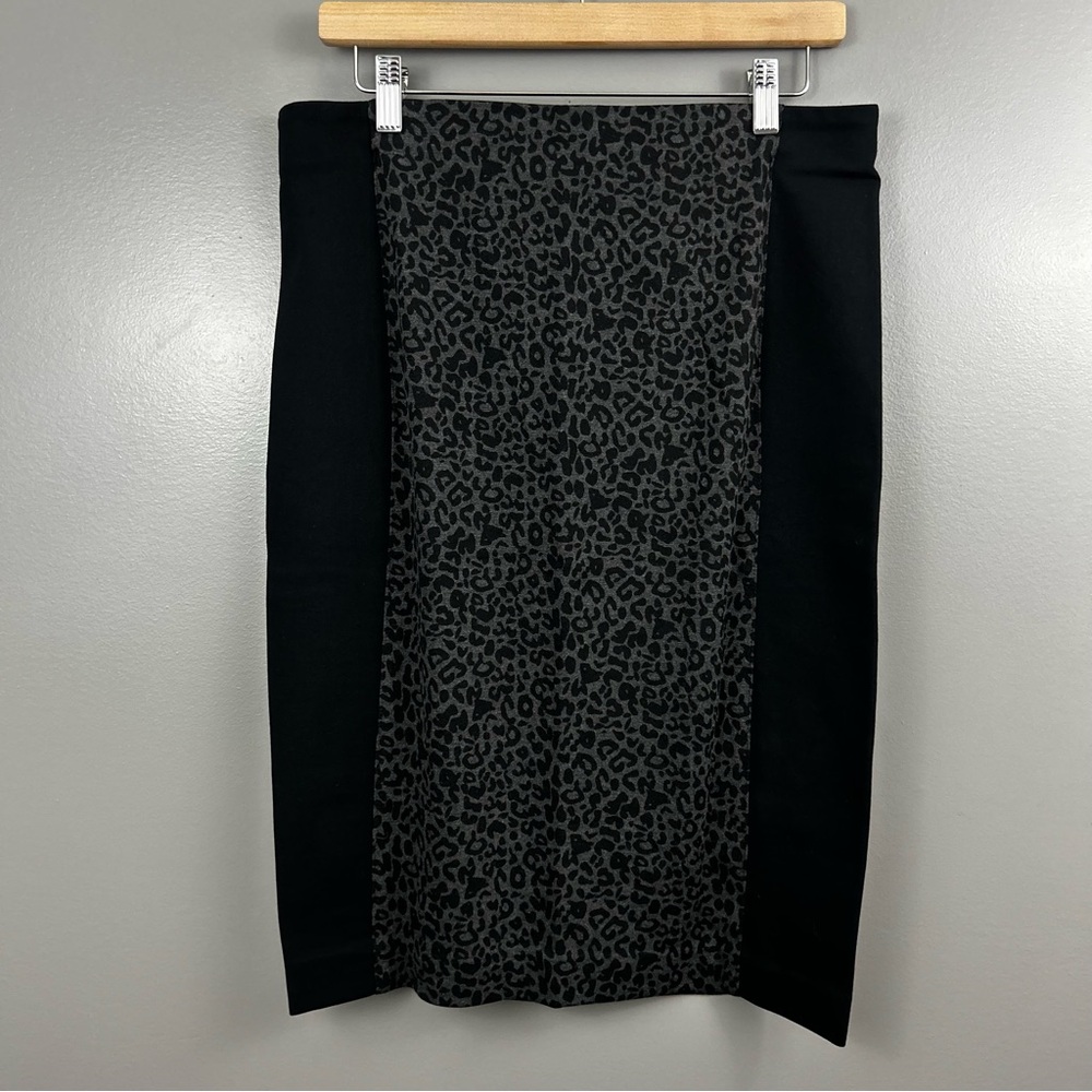 Denver Hayes Leopard Print Black Pencil Skirt Size Medium - Picture 2 of 5